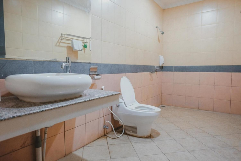 Bathroom 3