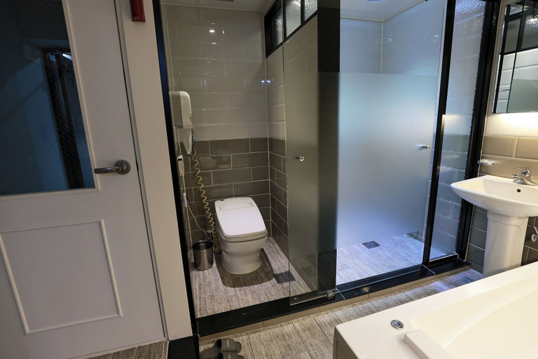 Bathroom 4, hotel sweet dream stay, Jinju