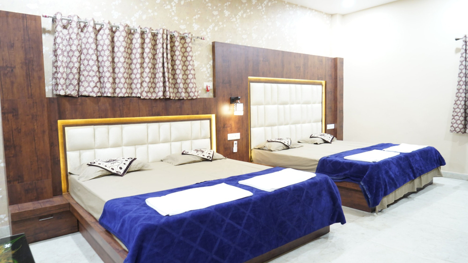 Bedroom 3, Hotel CM Palace, Varanasi