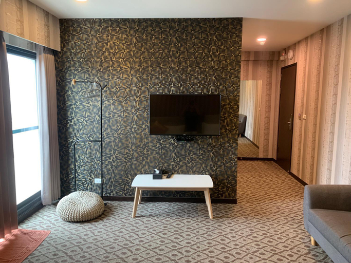 Others 5, Chi Shing Hai Hotel, Hualien