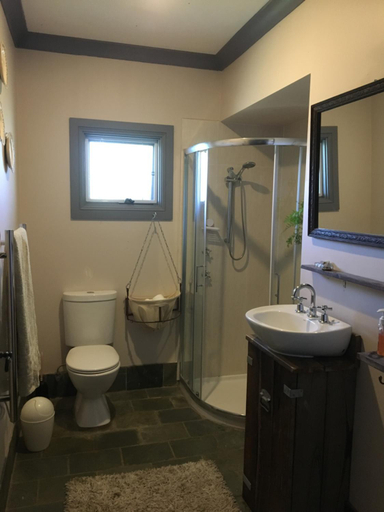 Bathroom 3, Springmead B&B, Lithgow