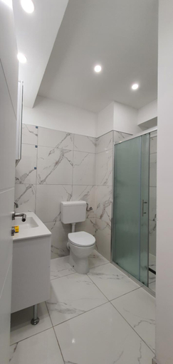 Others 4, Apartmani Gandi, Una-Sana
