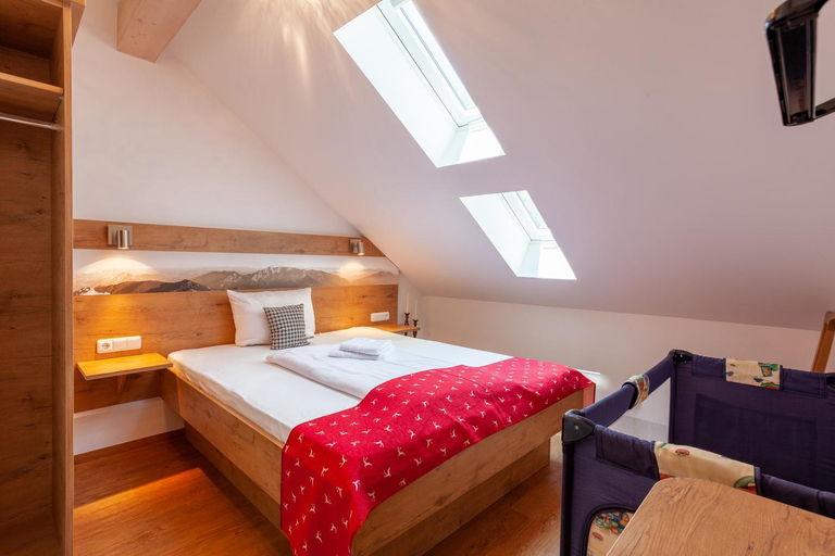 Bedroom 2, lustiger Hirsch, Oberallgäu