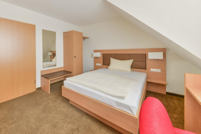 Bedroom, Hotel Peterhof, Alb-Donau-Kreis