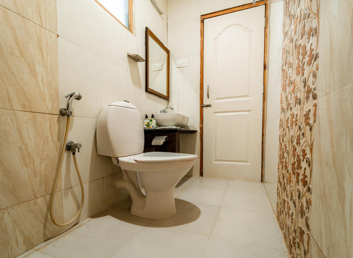 Bathroom 3, Gulmohar Cottages, North Goa