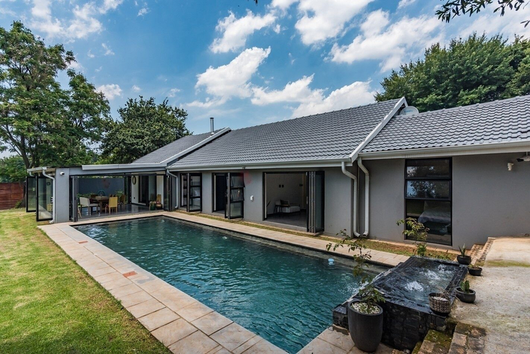 Sport & Beauty 2, The Urban Sanctuary Boutique Hotel, City of Johannesburg