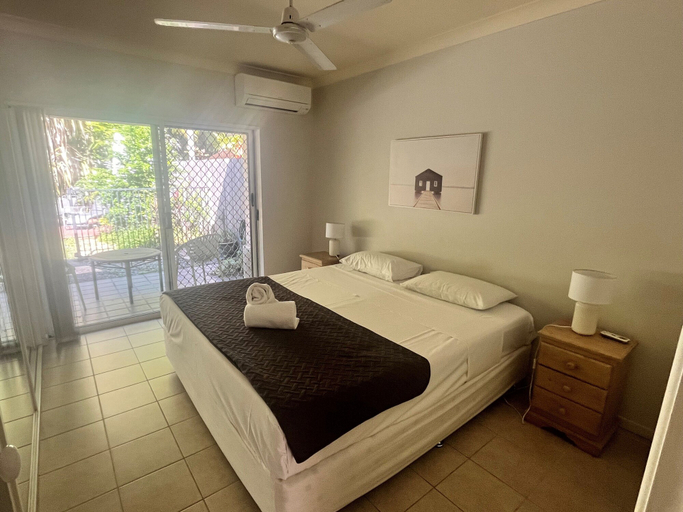 Bedroom 3, The Villas Palm Cove, Cairns