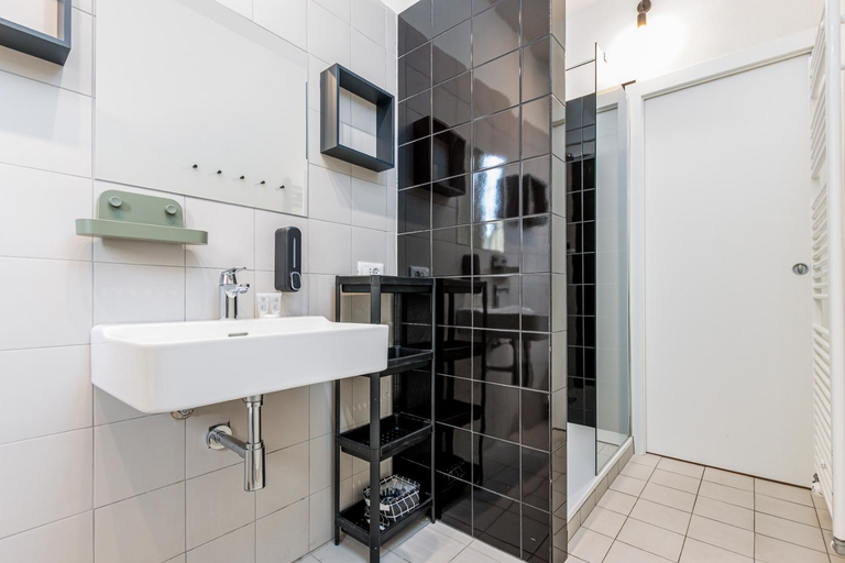 Bathroom 17