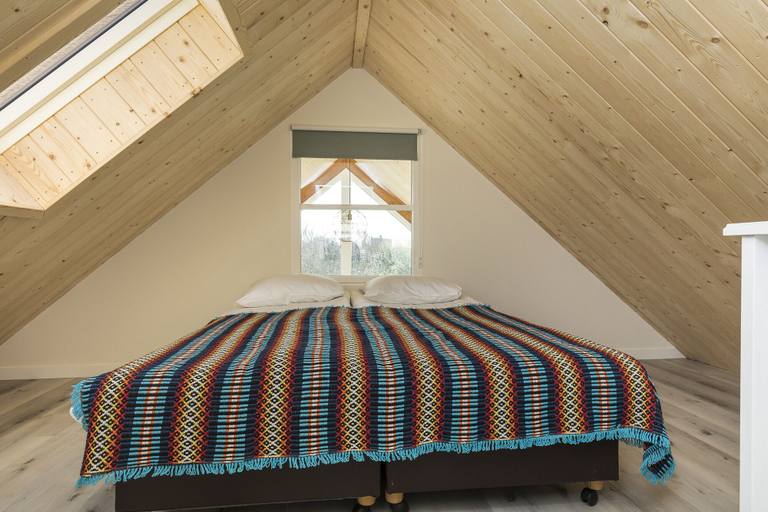 Bedroom 2, Parkzicht Apartementen, Bergen