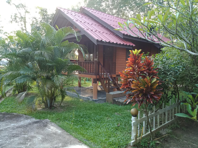Najjamee Bungalow, Ko Yao District