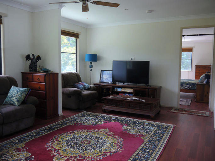 Others 5, Quandong Valley Inn, Lismore - Pt B
