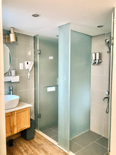 Bathroom 4, Petite Dalat - Boutique Hotel, Đà Lạt