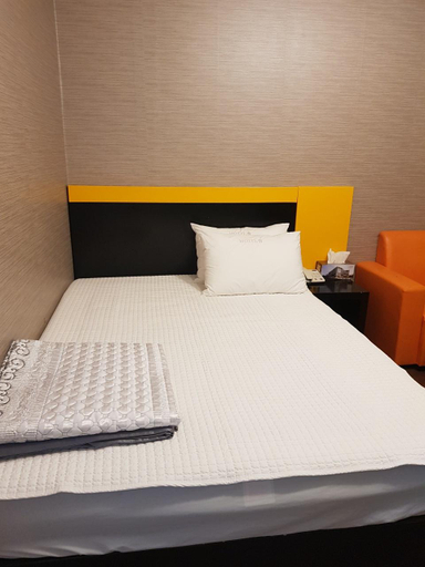 Bedroom 4, Gongju Guam Motel, Gongju