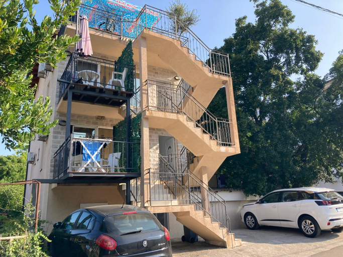 Others 4, Budva, Jaz, apartmani DIF