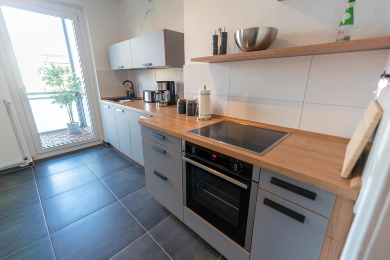 Others 3, RR - Central Apartments 80qm - Balcony - Washer, Magdeburg