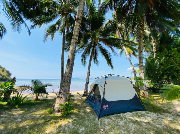 4, Martins Ocam-Ocam Cottages, Busuanga