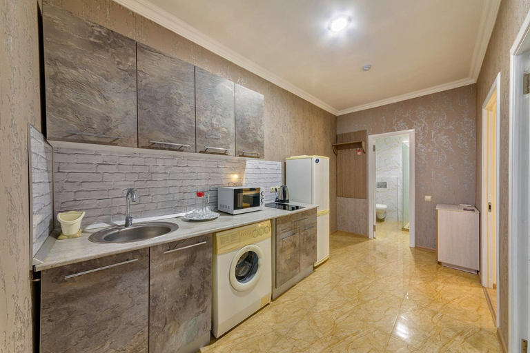 Others 5, Atlas Hotel, Gelendzhik gorsovet