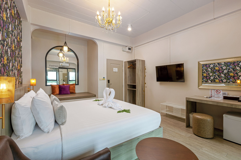 Bedroom 6