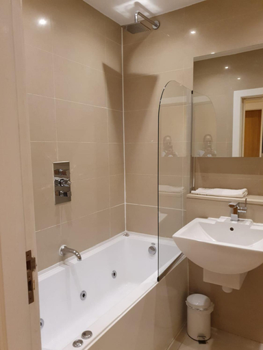 Bathroom 3, Infinity Liverpool Midweek Stays, Sefton