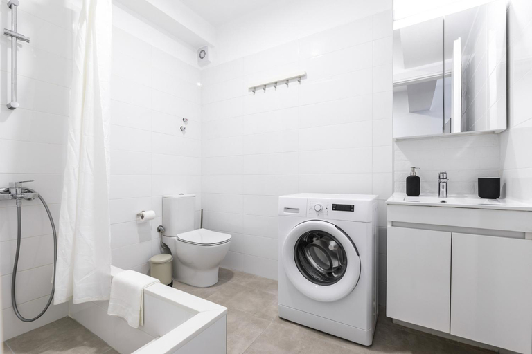Bathroom 2, Central Sky Apartments, Central Macedonia