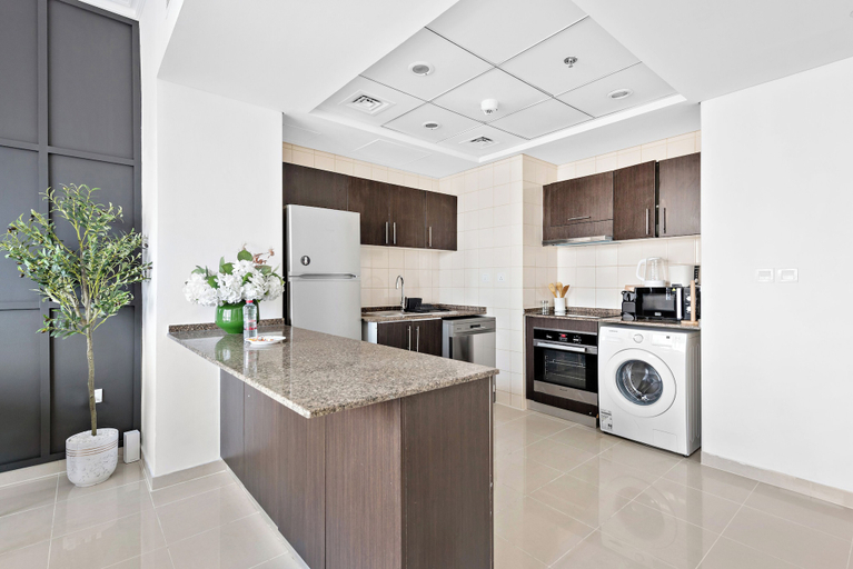 Others 5, Silkhaus Bay Central Towers, Dubai