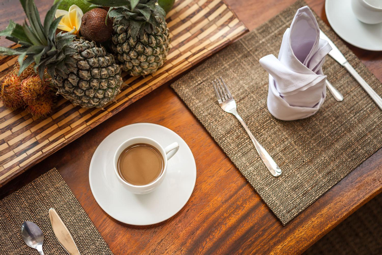 Food & Drinks 15