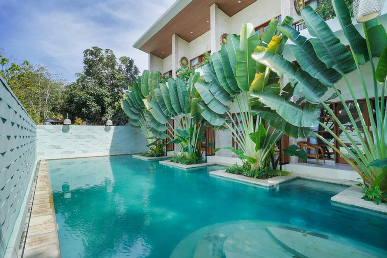 Swimming Pool 12