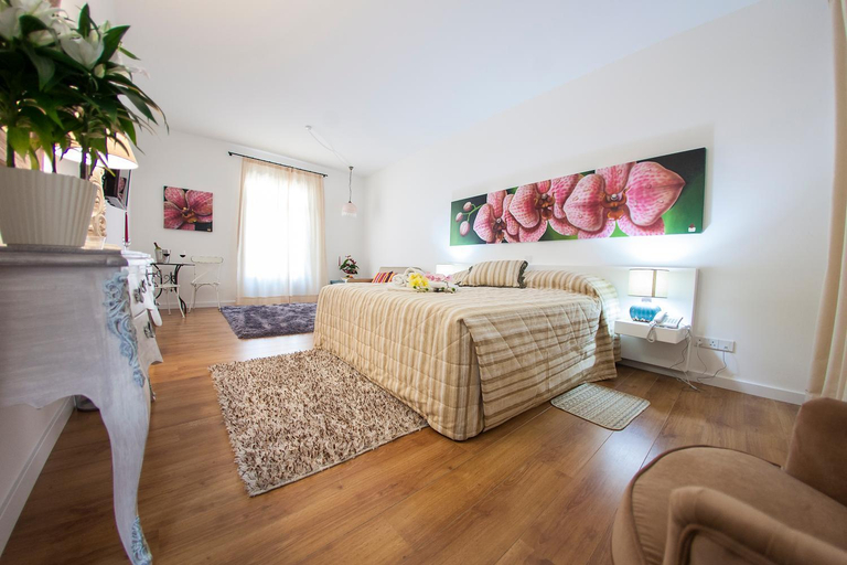 Bedroom 2, Operetta House, Larnaca