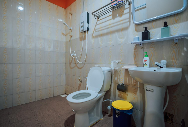 Bathroom 5, Rasdu View Inn, North Ari Atoll