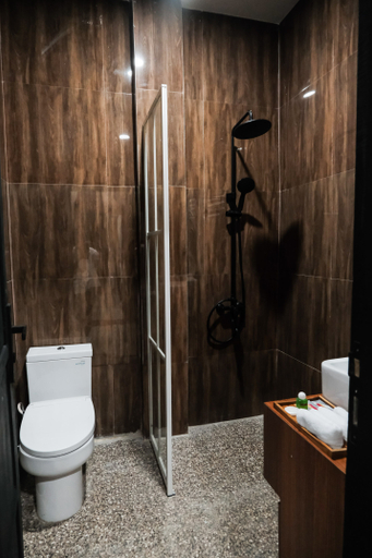 Bathroom 5, 88 Hotel N Resort, Morowali