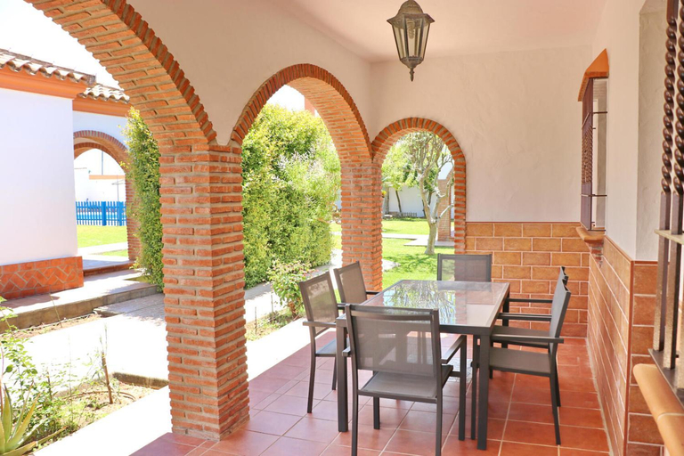 Facilities 4, Chalet Florida II, Cádiz