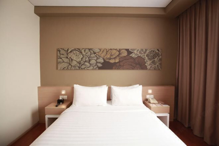 Bedroom 16