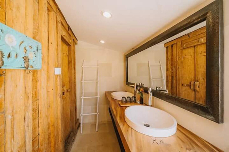 Bathroom 4, Chanteak Bali - Stone House 1, Badung