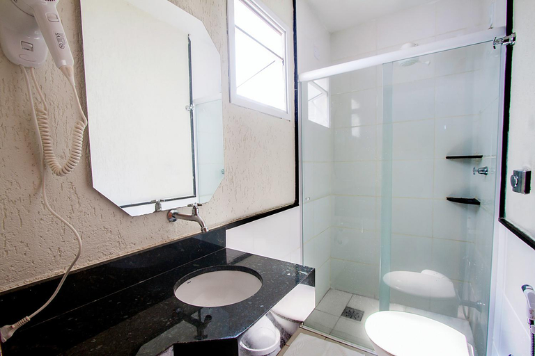 Bathroom 4, Hotel Maraja, Uberlândia