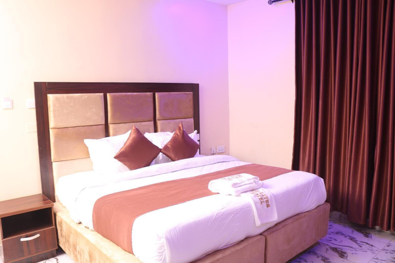 Bedroom, De- Lites Hotel, Oshimili South