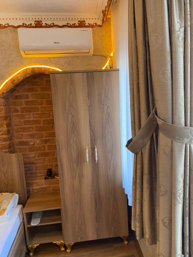 Others 4, Golden Arrow Hotel, Fatih