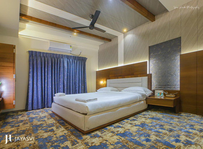 Others 2, Hotel Jayasvi, Kolhapur