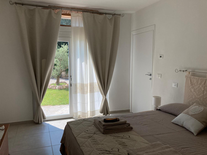 Others 5, Casale Luel, Verona