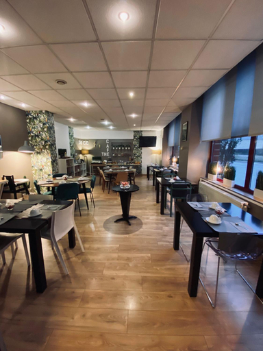 Food & Drinks 5, Hotel Le Pelican, Ardennes