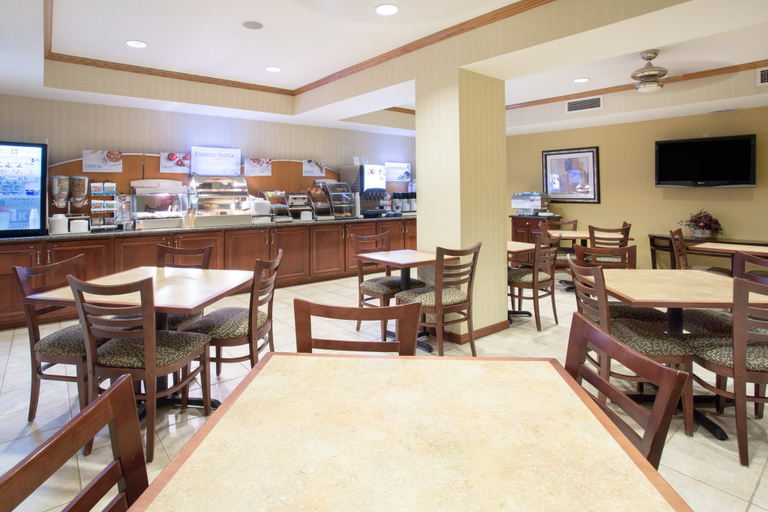 Food & Drinks 4, Holiday Inn Express & Suites ABILENE by IHG, Dickinson