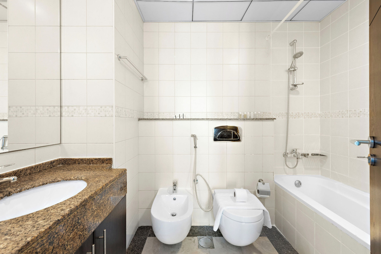 Bathroom 4, Silkhaus Bay Central Towers, Dubai