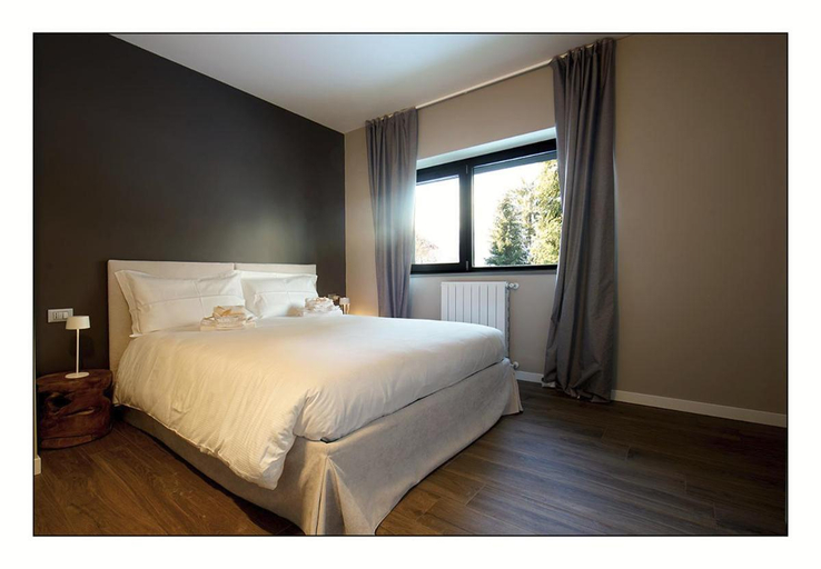 Bedroom 25