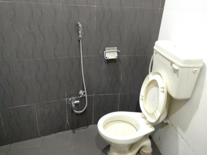 Bathroom 3, Hotel pariwar, Aurangabad