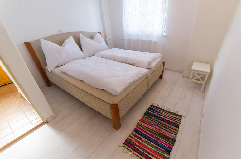 Bedroom 2, Villa Cihelna apartments, Český Krumlov