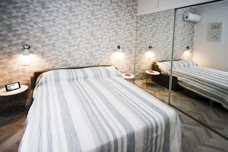 Bedroom 4, Bocconi Apartments by Rentopolis, Milano