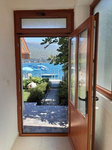Others 3, Beachfront Apartments Grunche