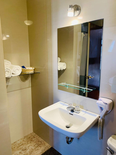 Bathroom 4, Hotel Los Tambos Colonial, Arequipa