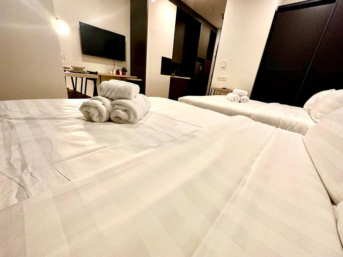 Bedroom 13