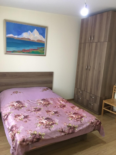 Others 4, Art Guesthouse, Yerevan