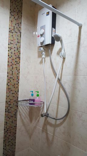 Bathroom 4